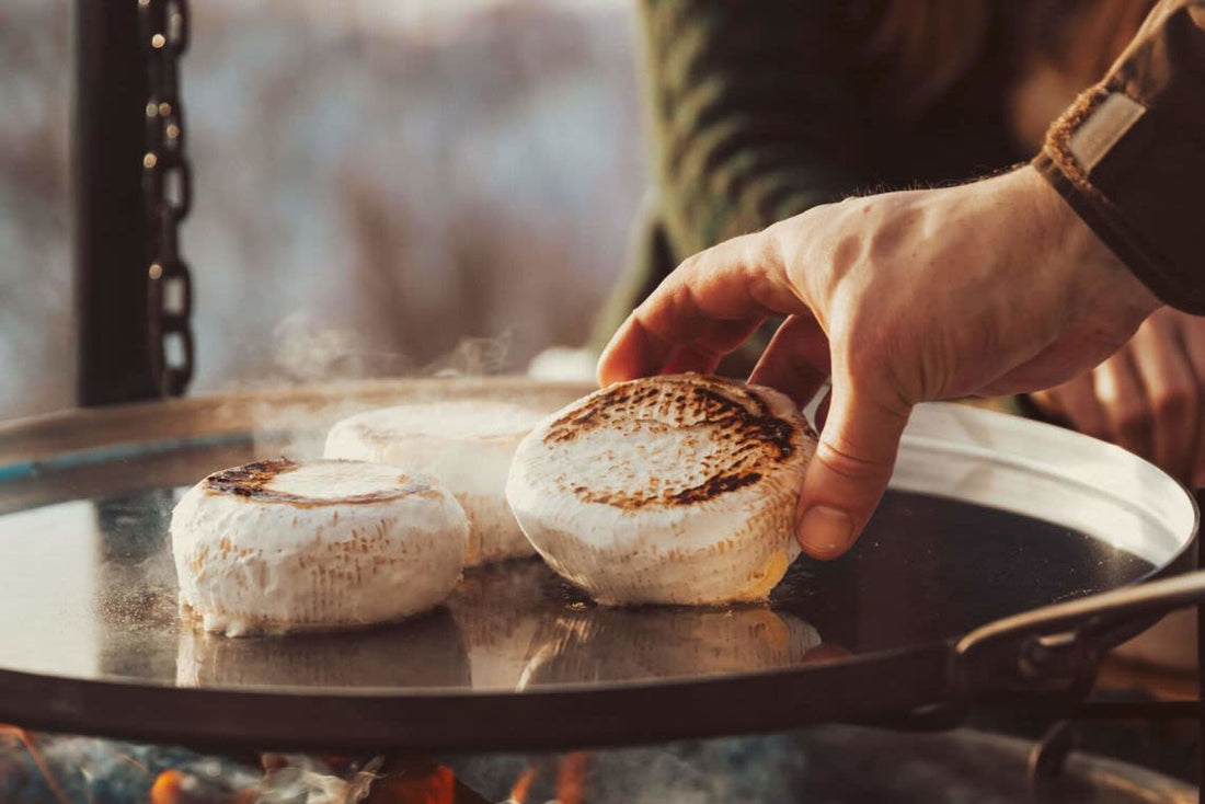 Camembert på bål